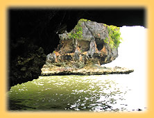 Karstfelsen in der Phang Nga Bucht